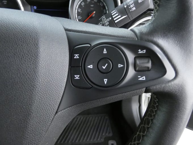 2025 Vauxhall Astra