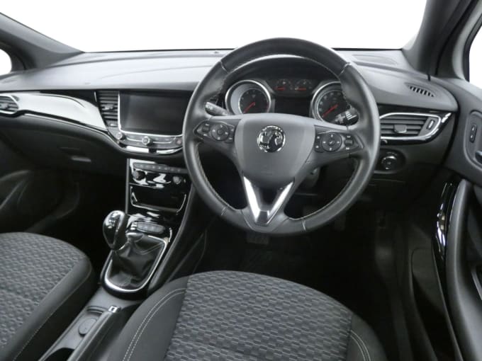 2025 Vauxhall Astra