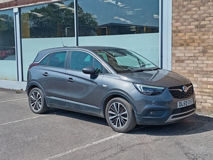 2025 Vauxhall Crossland X