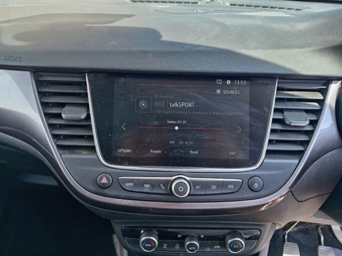2025 Vauxhall Crossland X