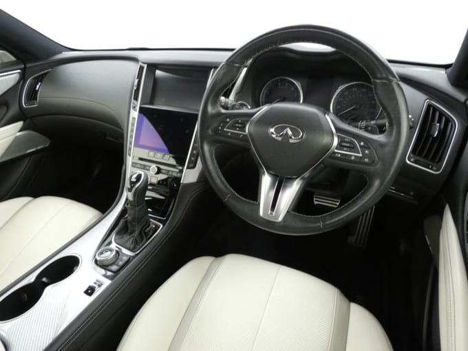 2025 Infiniti Q60