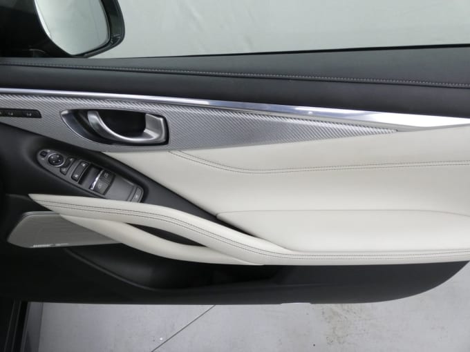 2025 Infiniti Q60