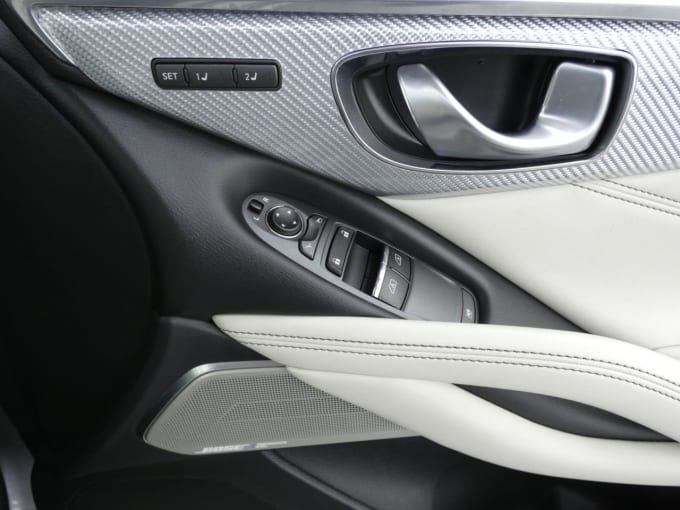 2025 Infiniti Q60