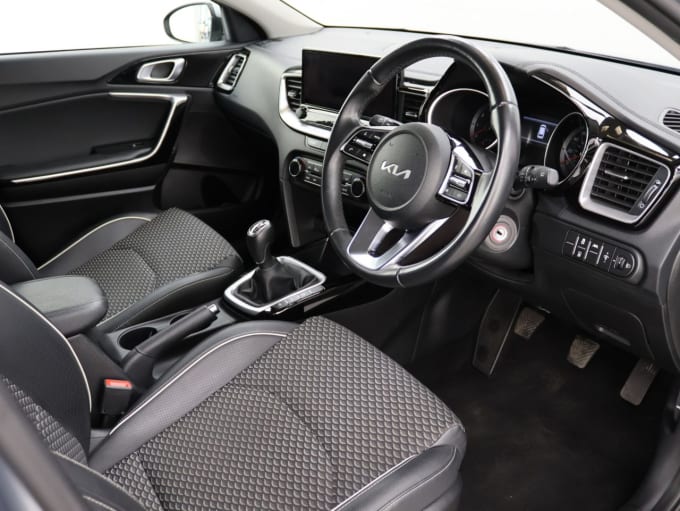 2025 Kia Ceed