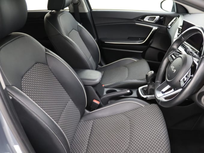 2025 Kia Ceed
