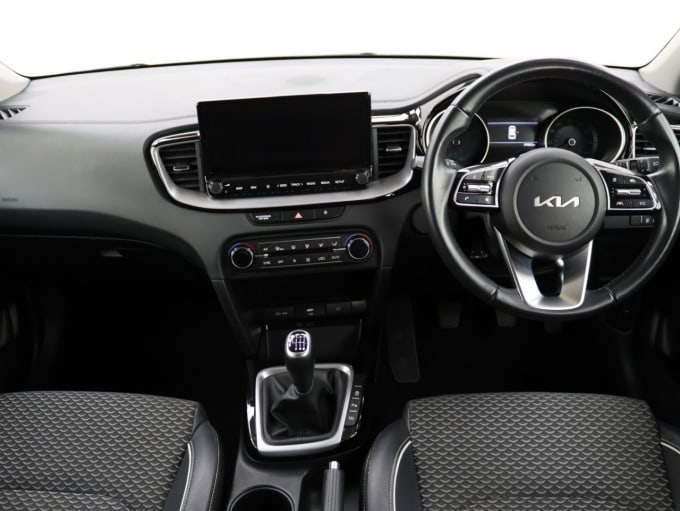 2025 Kia Ceed