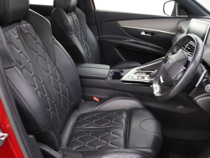 2025 Peugeot 3008
