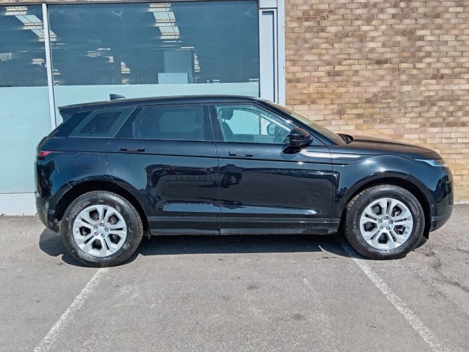 2025 Land Rover Range Rover Evoque