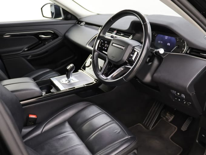2025 Land Rover Range Rover Evoque