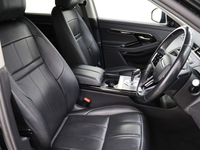 2025 Land Rover Range Rover Evoque