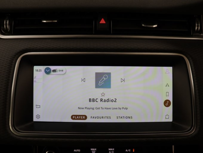 2025 Land Rover Range Rover Evoque