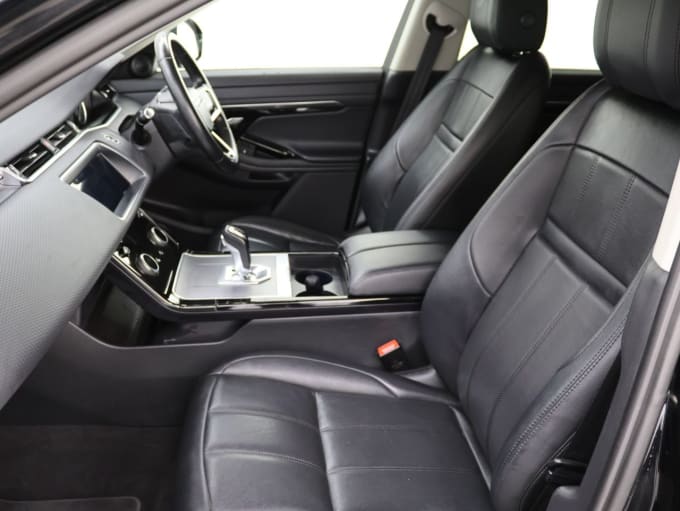 2025 Land Rover Range Rover Evoque