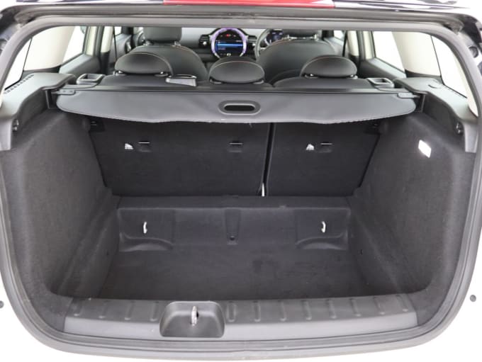 2025 Mini Clubman