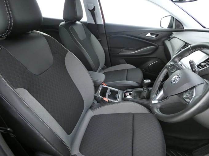 2025 Vauxhall Grandland X