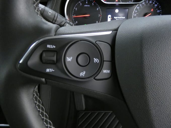 2025 Vauxhall Grandland X