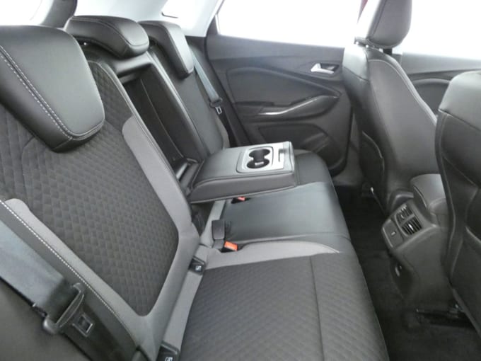 2025 Vauxhall Grandland X