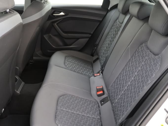 2025 Audi A1