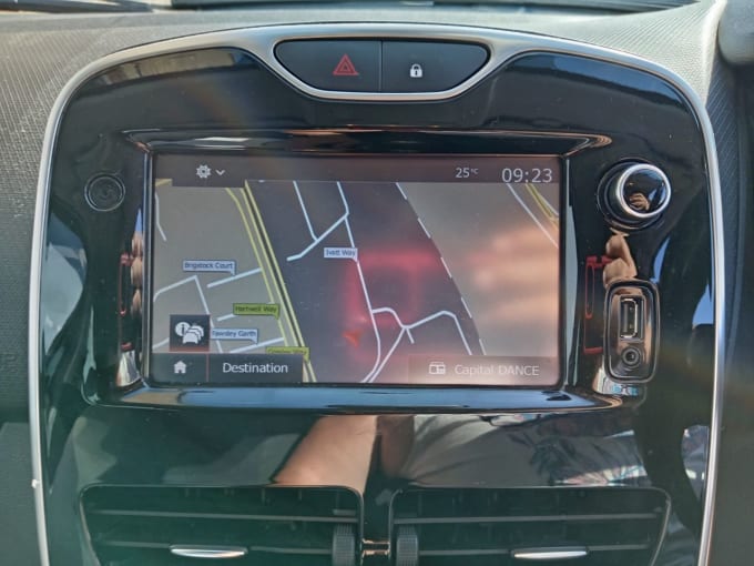 2025 Renault Clio