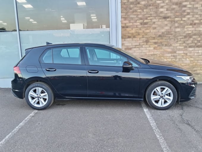 2025 Volkswagen Golf