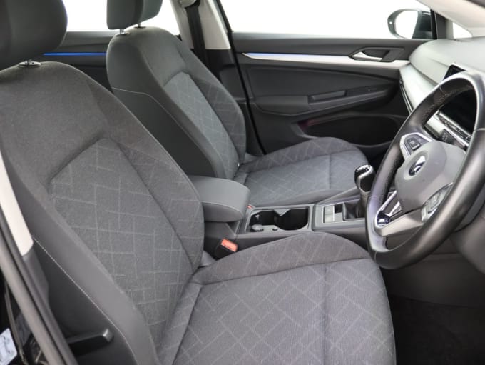 2025 Volkswagen Golf
