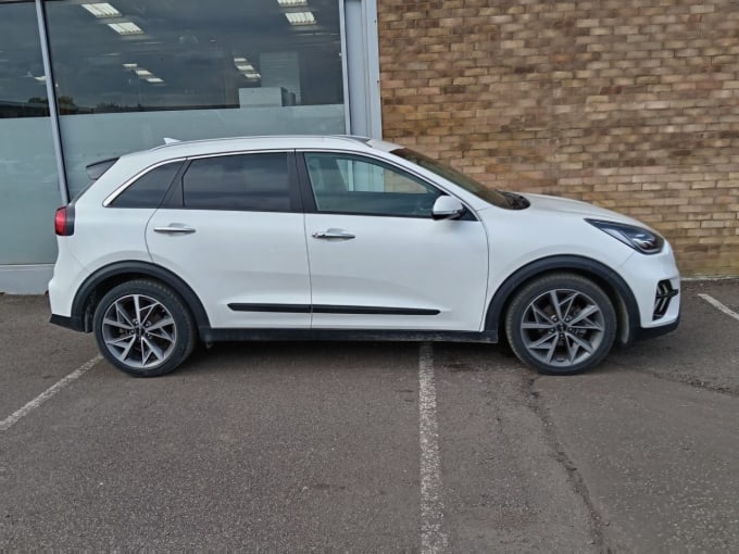 2025 Kia Niro