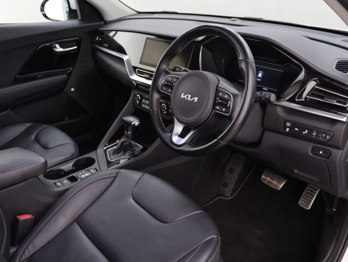 2025 Kia Niro