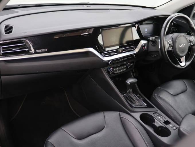 2025 Kia Niro