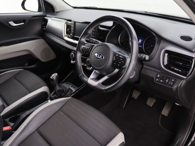 2025 Kia Stonic