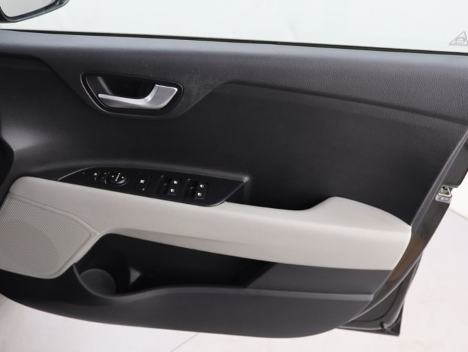 2025 Kia Stonic