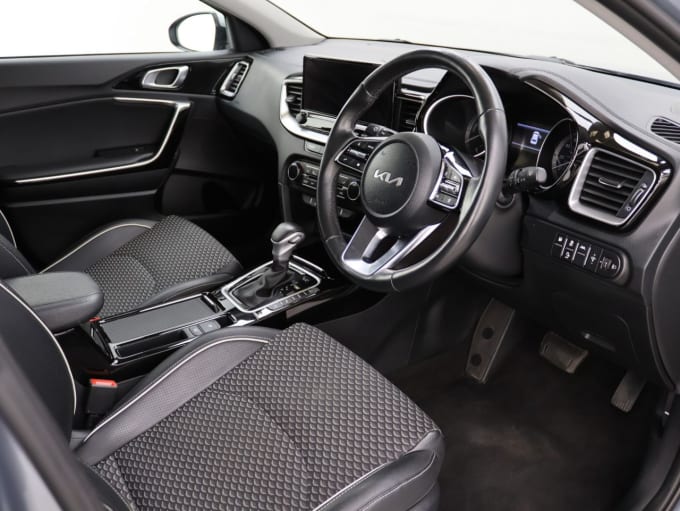 2025 Kia Xceed