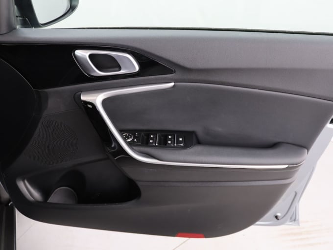 2025 Kia Xceed