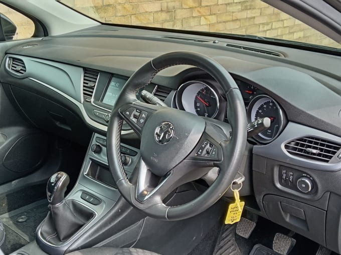 2025 Vauxhall Astra