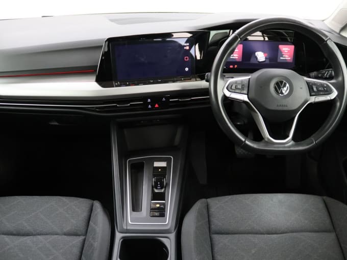2025 Volkswagen Golf