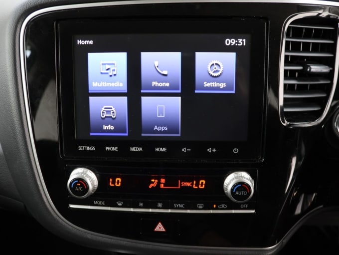 2025 Mitsubishi Outlander