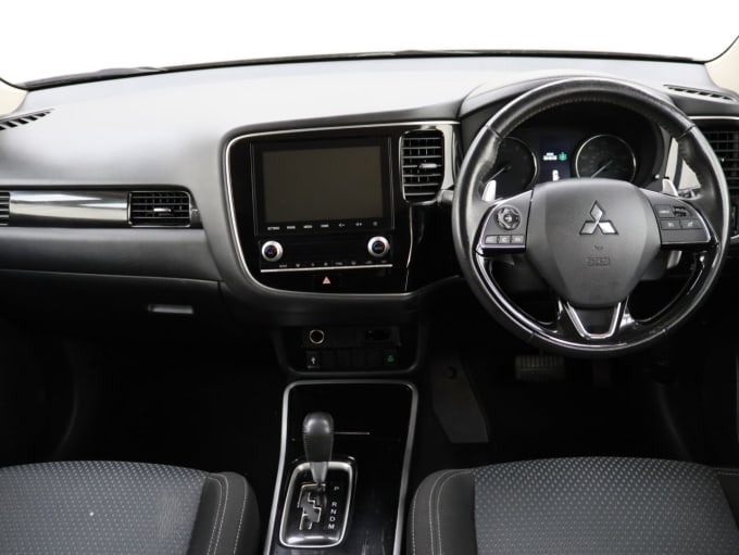 2025 Mitsubishi Outlander