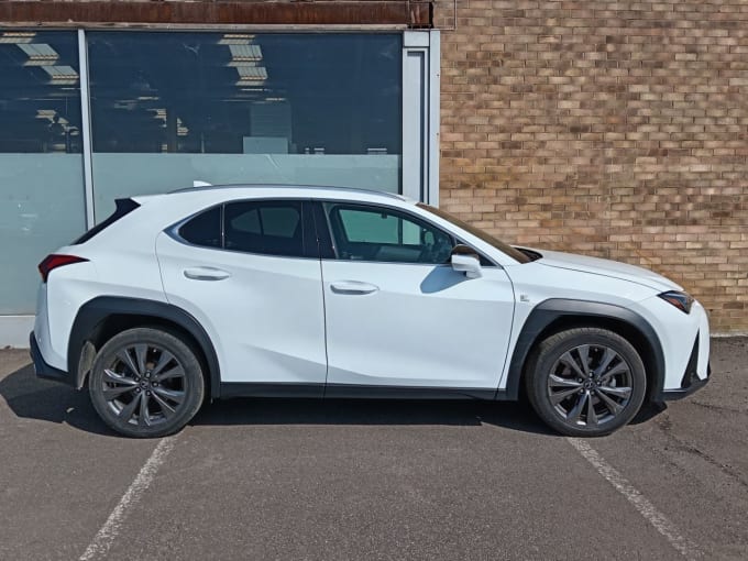 2025 Lexus Ux