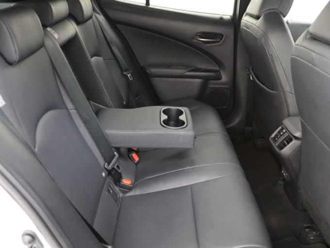 2025 Lexus Ux