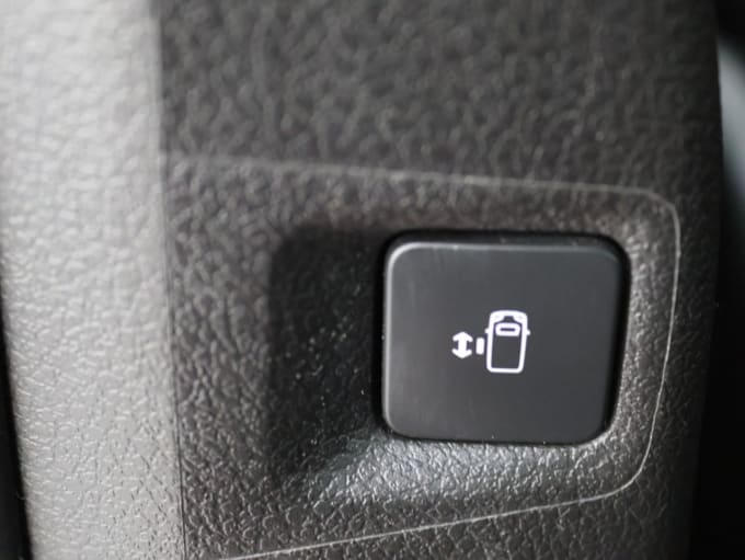2025 Vauxhall Vivaro Life