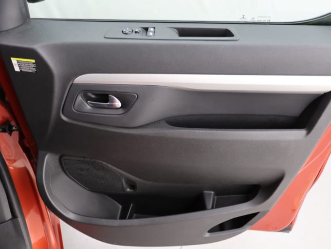 2025 Vauxhall Vivaro Life