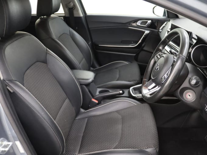 2025 Kia Ceed