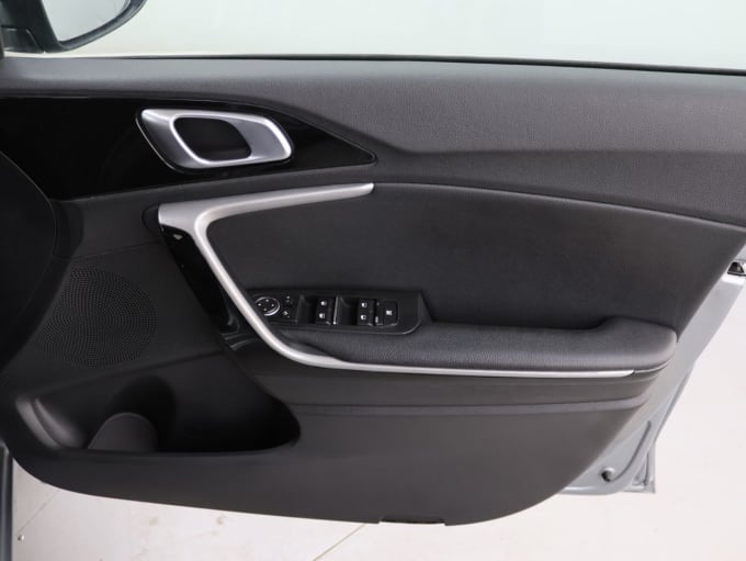 2025 Kia Ceed