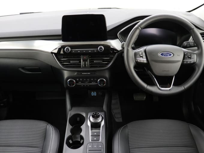 2025 Ford Kuga
