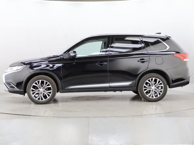 2025 Mitsubishi Outlander