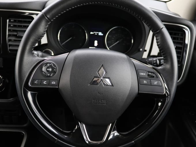 2025 Mitsubishi Outlander