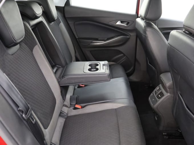 2025 Vauxhall Grandland X