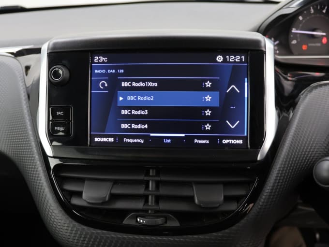 2025 Peugeot 208