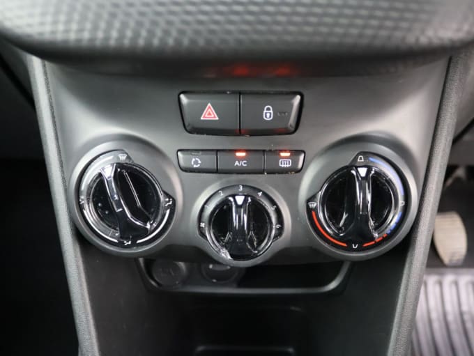 2025 Peugeot 208