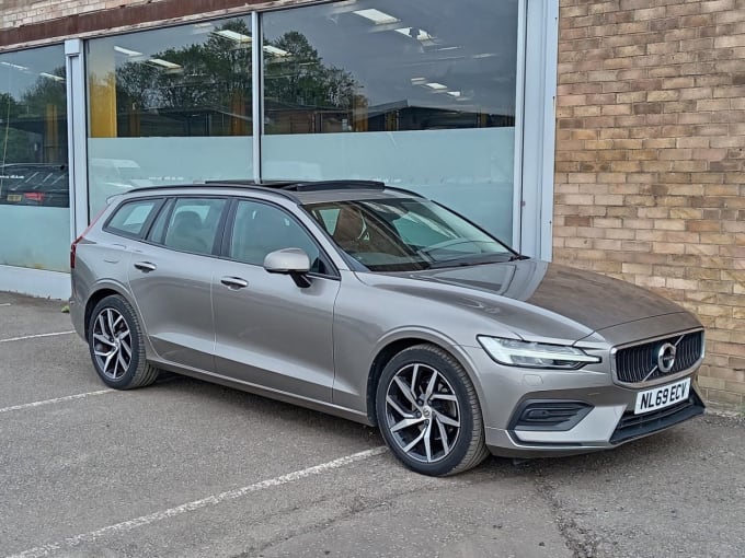 2025 Volvo V60