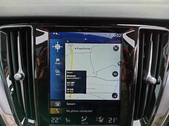 2025 Volvo V60