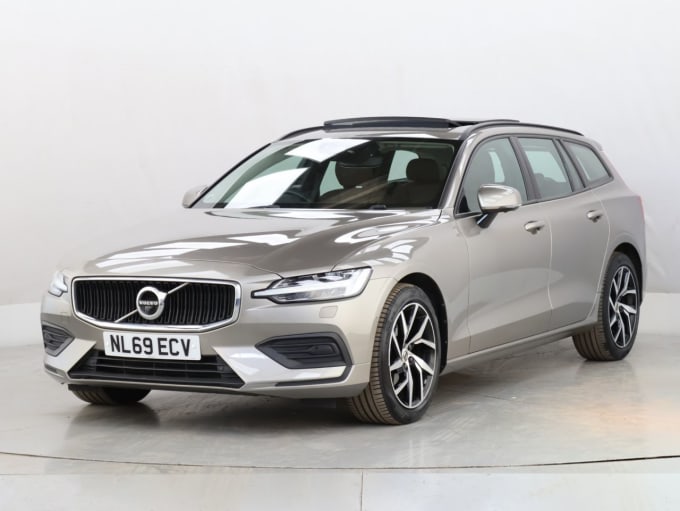 2025 Volvo V60
